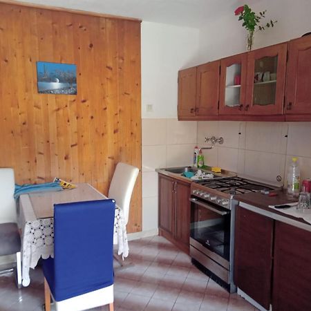 Apartments Nikola Pucisca Εξωτερικό φωτογραφία