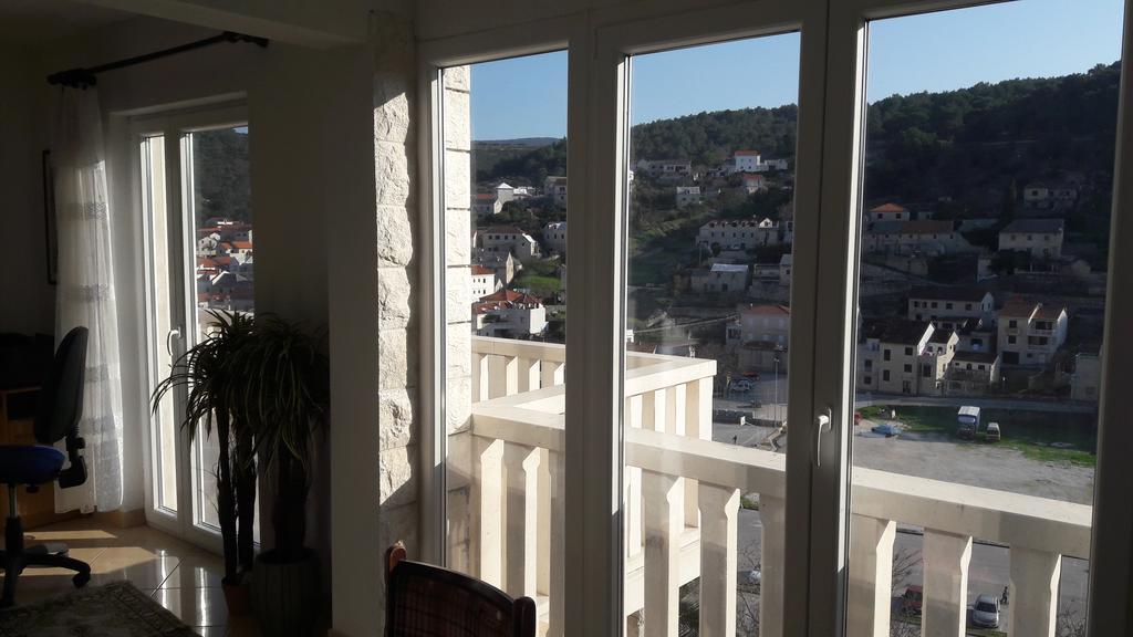 Apartments Nikola Pucisca Εξωτερικό φωτογραφία