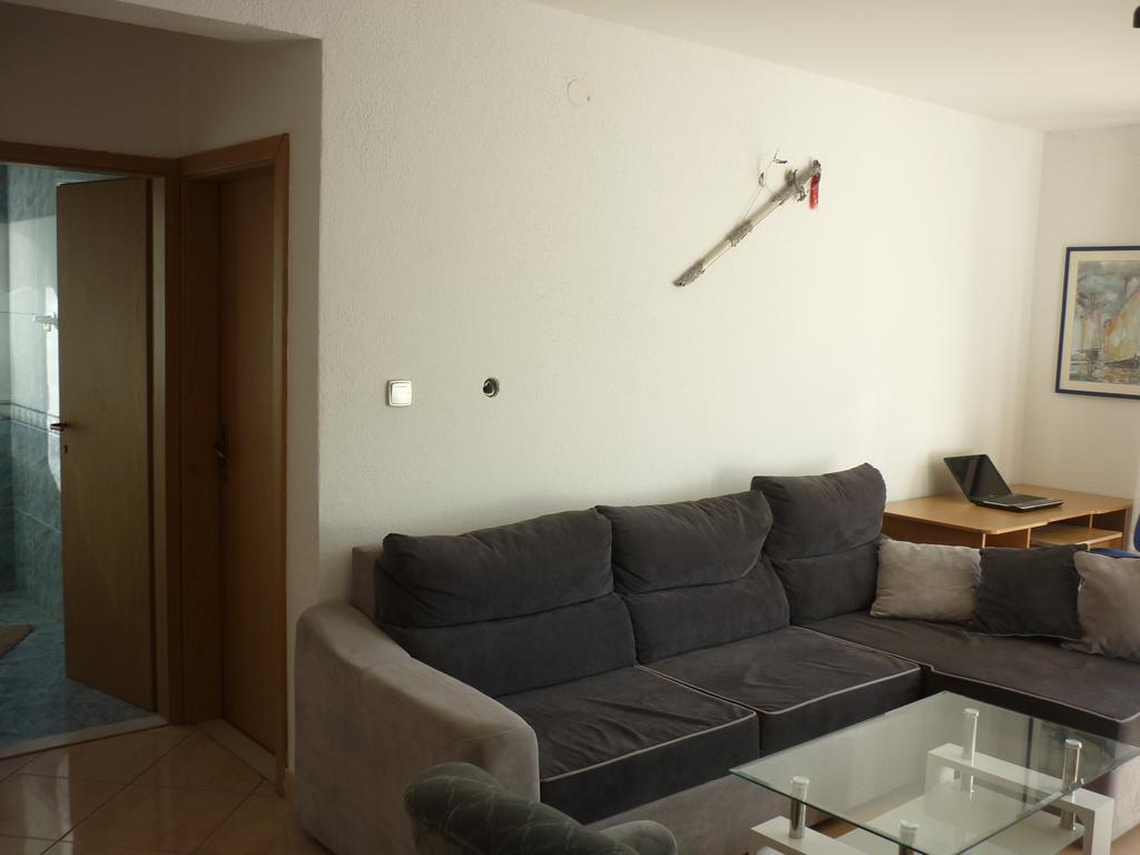 Apartments Nikola Pucisca Εξωτερικό φωτογραφία